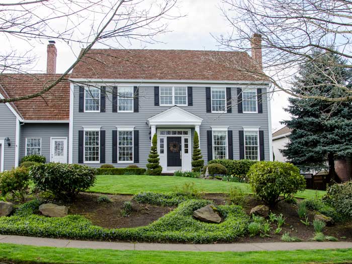 Federal House in Barrington