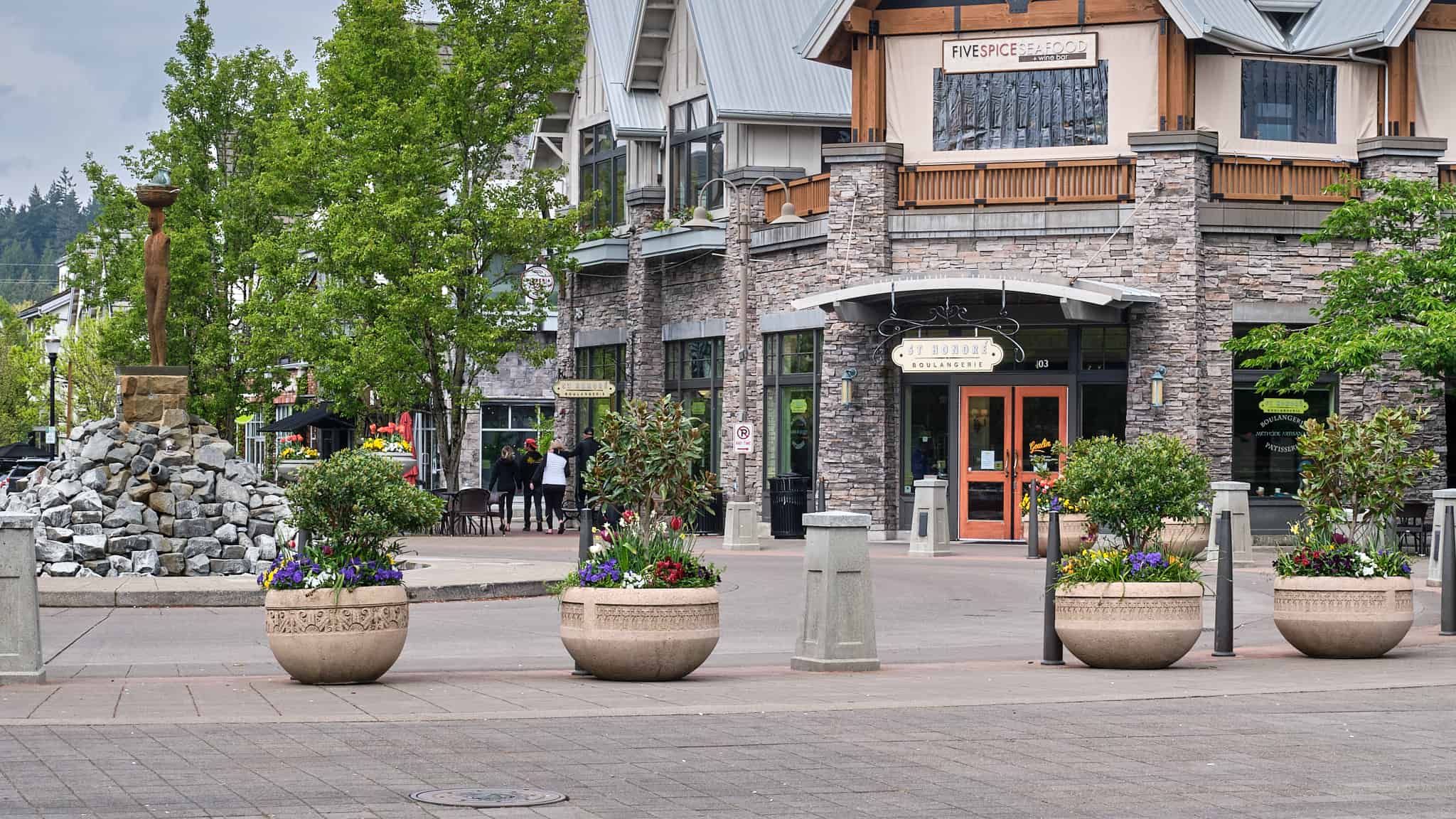 View-of-Mt-Hood-from-Rosemont-Summit Retail in the Millennium Park of downtown Lake Oswego neighborhood